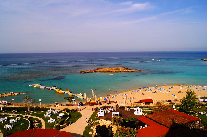 Вид на бухту Фиг-Три на Кипре