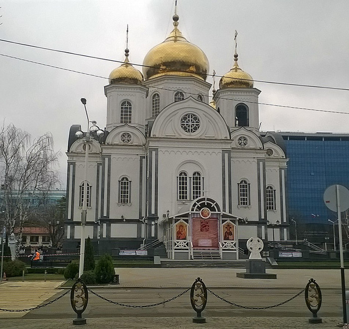 собор в краснодаре на постовой. Смотреть фото собор в краснодаре на постовой. Смотреть картинку собор в краснодаре на постовой. Картинка про собор в краснодаре на постовой. Фото собор в краснодаре на постовой