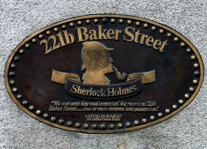 Музей Шерлока Холмса в Лондоне, табличка