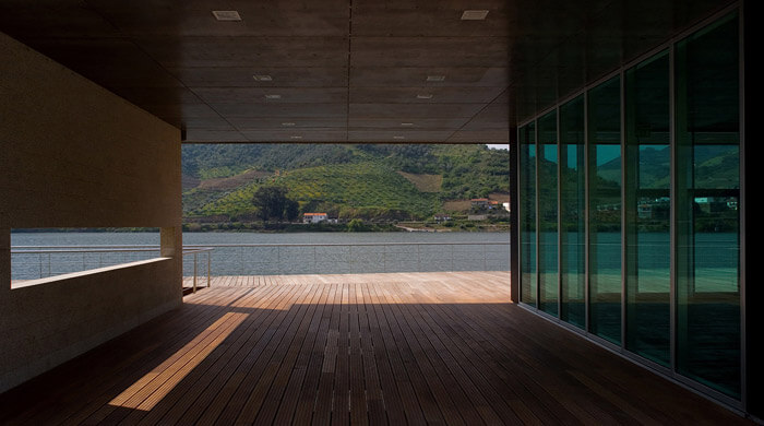 8-мест-в-Португалии,-где-архитектура-удачно-дополняет-ландшафт16 tiny