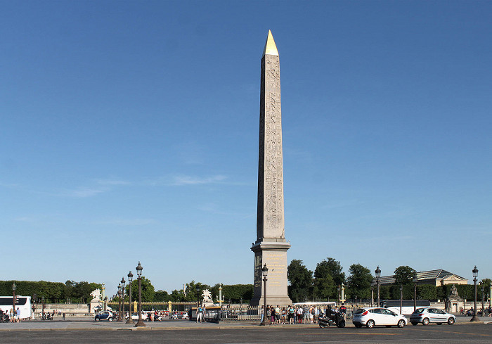 Луксорский обелиск на площади Согласия