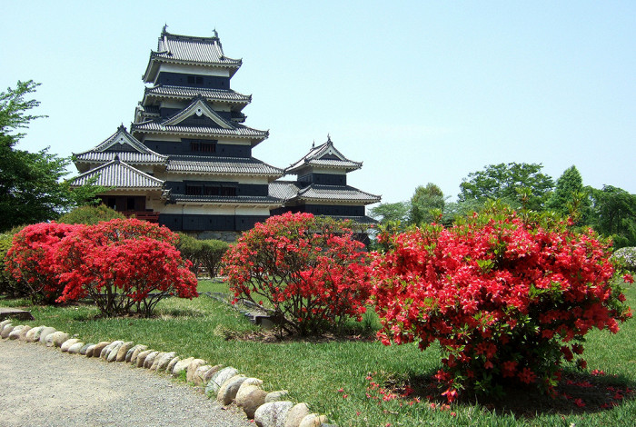 Весна в Японии, Замок Мацумото