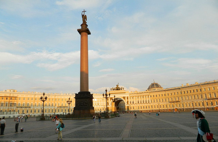 Дворцовая площадь в Петербурге, панорама