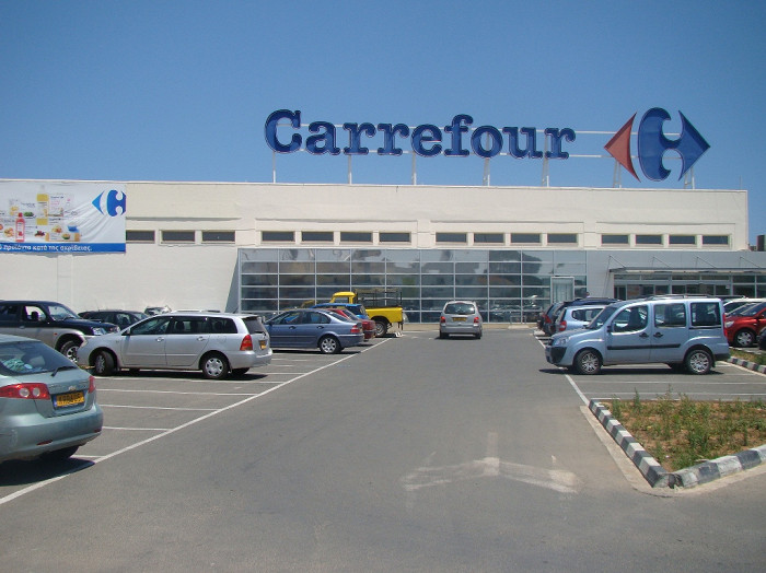 Carrefour кипр