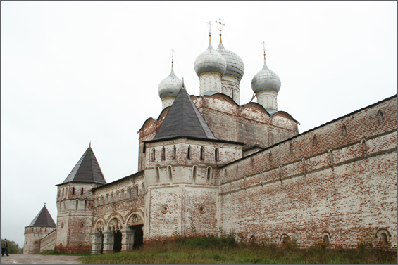 Борисоглебский монастырь в Ростове