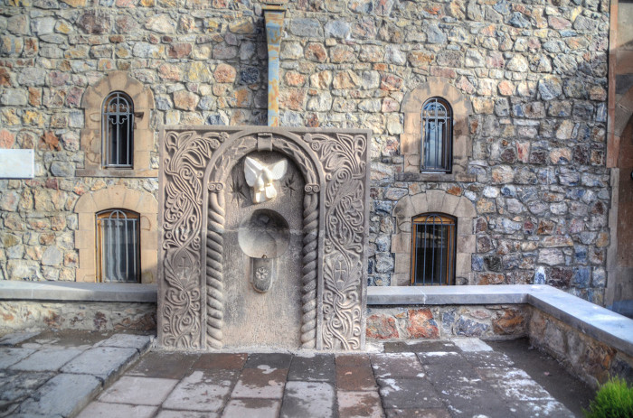 Монастырь Хор Вирап, фрагмент стены