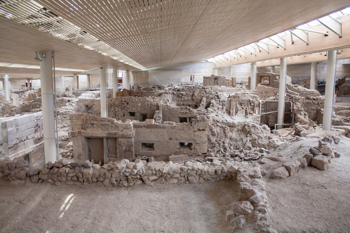 Акротири, раскопки на месте поселения Бронзового века