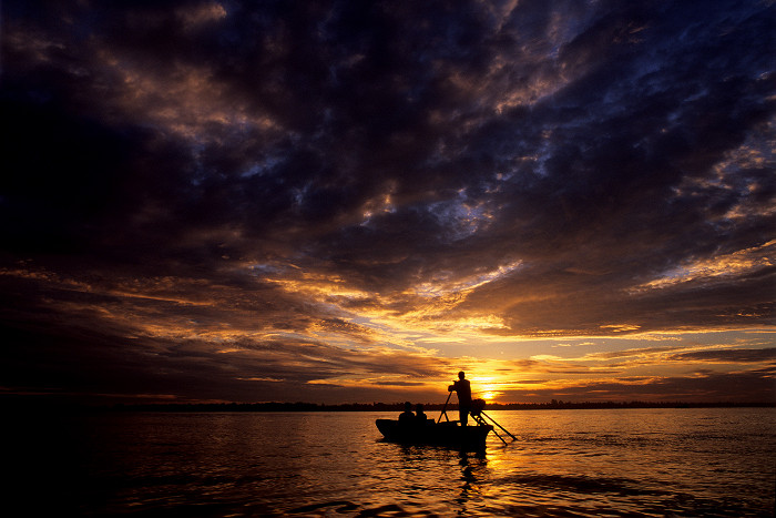 Восход солнца в дельте реки Меконг