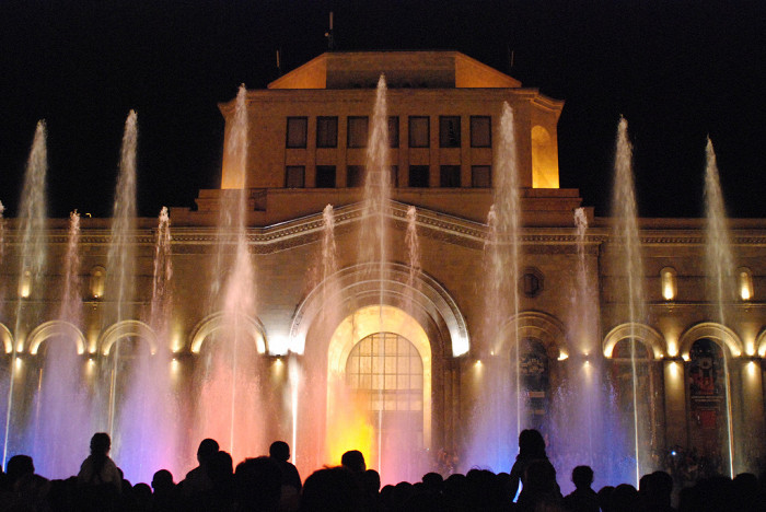Поющие фонтаны, Ереван