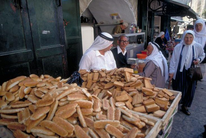 Арабский базар в мусульманском квартале Иерусалима