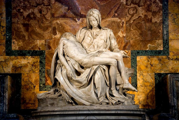 Микеланджело Пьета в базилике Святого Петра, Ватикан