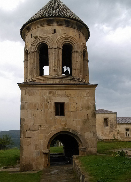 Колокольня, Гелатский монастырь, Гелати