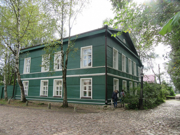 Дом-музей Достоевского в Старой Руссе, двор