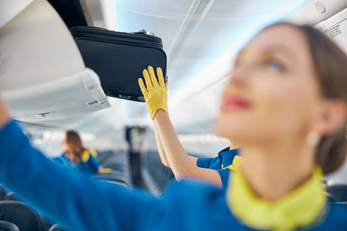 20 каверзных вопросов, которые задают будущим стюардессам на собеседовании3