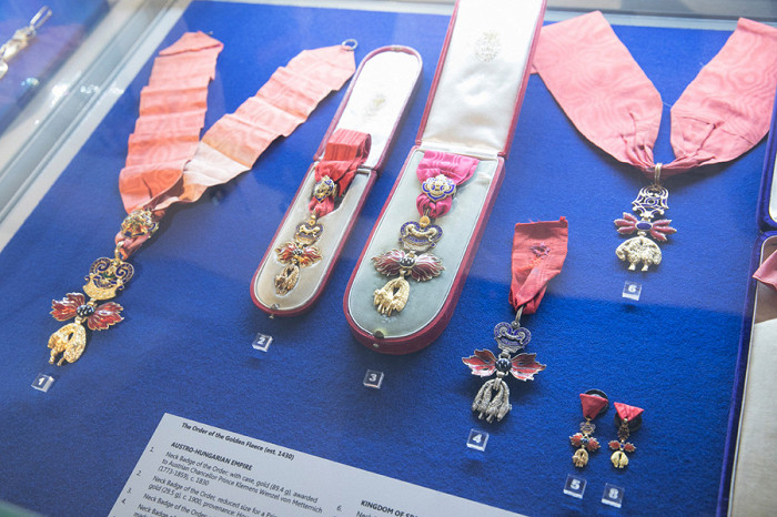 Ордена в Таллинском музее рыцарских орденов