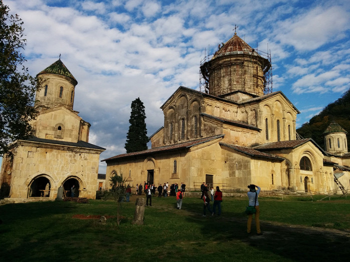 Гелатский монастырь, Гелати