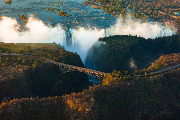 Водопад Виктория в Зимбабве