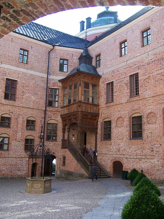 Внутренний двор замка Грипсхольм