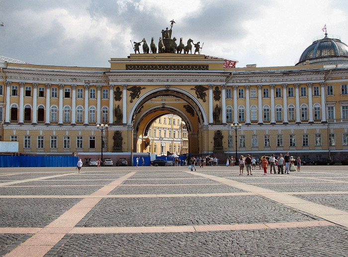 Дворцовая площадь в Петербурге, арка Главного штаба