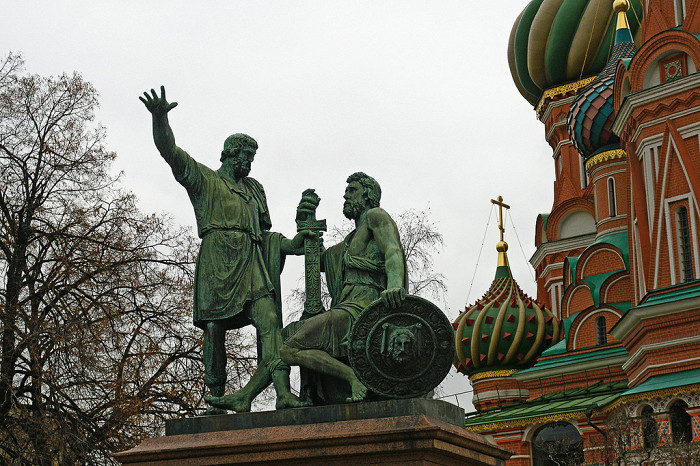 Картинка памятник минину и пожарскому в москве