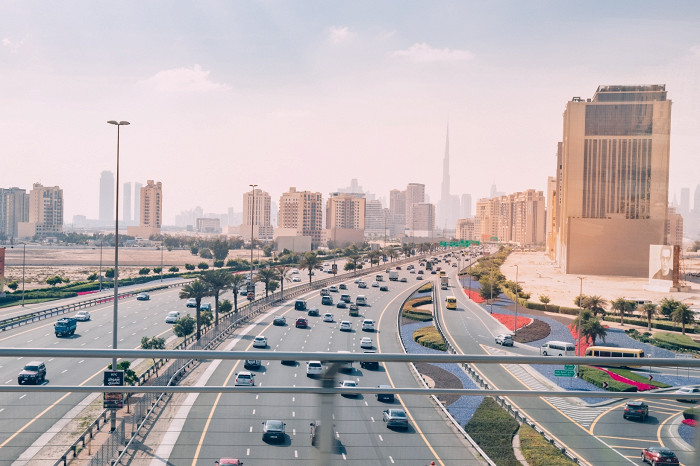 Оживленный трафик, Дубай, ОАЭ
