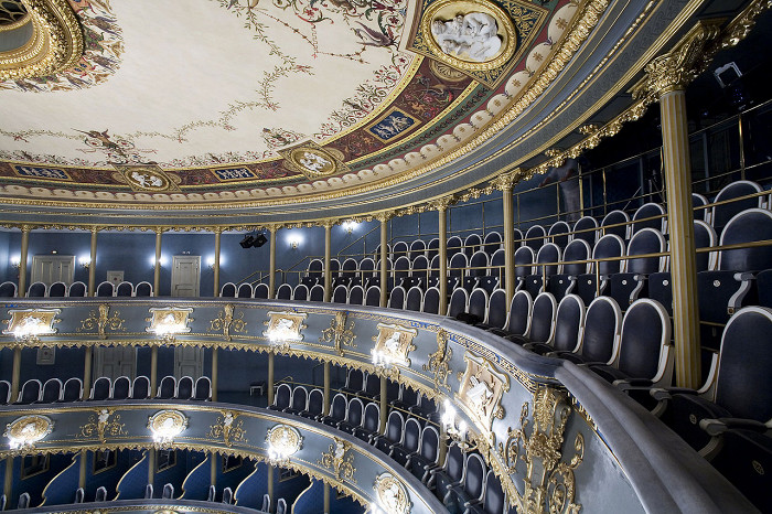 Сословный театр в Праге, зрительские места