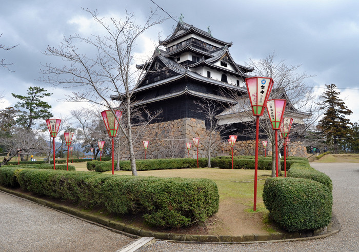 Средневековый замок Мацуэ