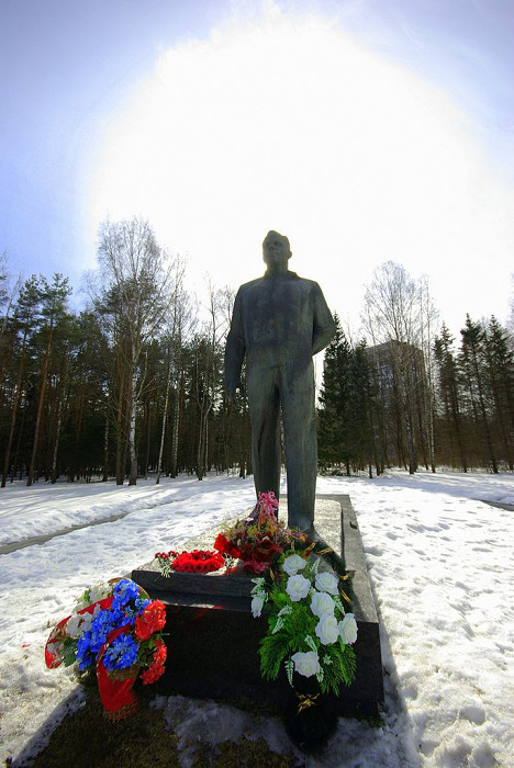 Звездный городок, памятник Гагарину