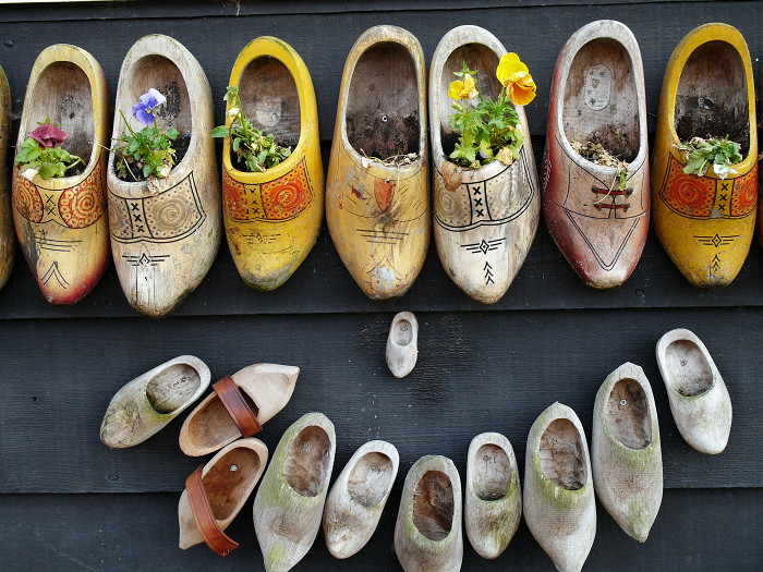 Зансе-Сханс, мастерская по изготовлению традиционной голландской обуви
