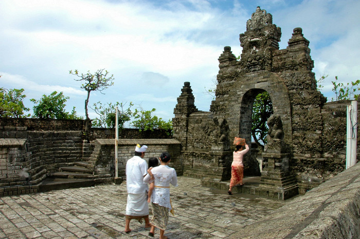 Храм Улувату, вход в центральное святилище храма