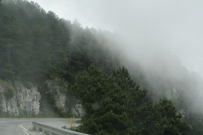 Дорога в облаках, Черногория