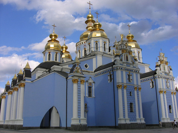 Соборный храм в честь Архангела Михаила в Киеве