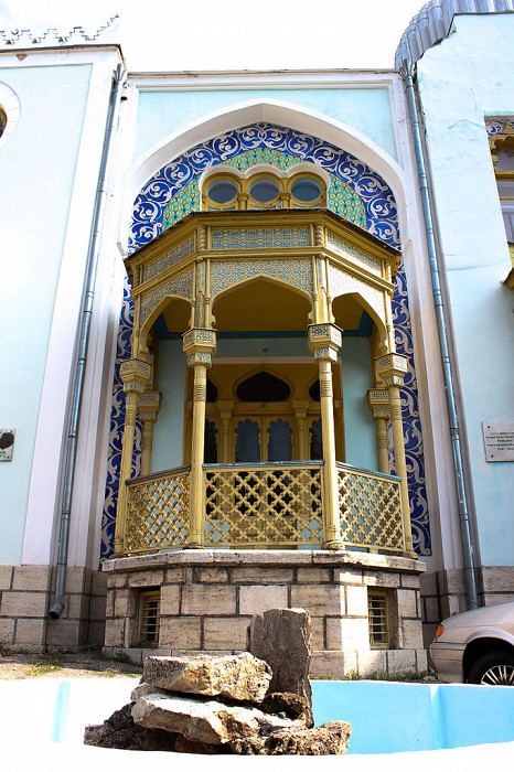 Дворец эмира бухарского в Железноводске, балкон