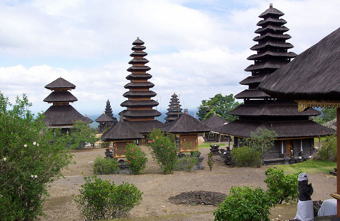 Храмы Пура-Бесаких, Индонезия