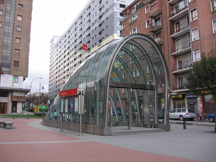 Вход на станцию метро, Бильбао