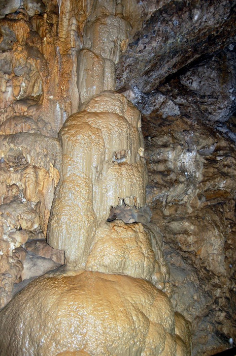 «Череп», Новоафонская пещера