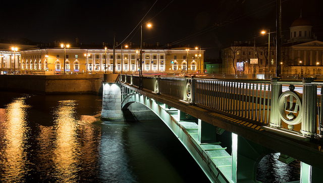 Мост на Васильевском острове, Санкт-Петербург