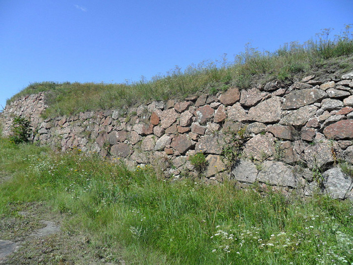 Стена Анненских укреплений, Выборг