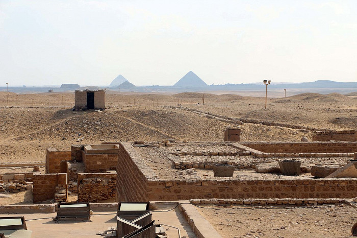 Дахшур, некрополь египетских фараонов Древнего и Среднего царств