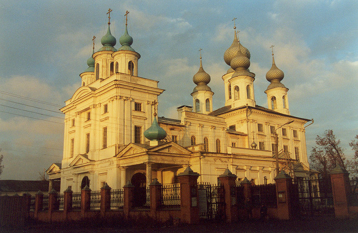 Воскресенский собор шуя фото