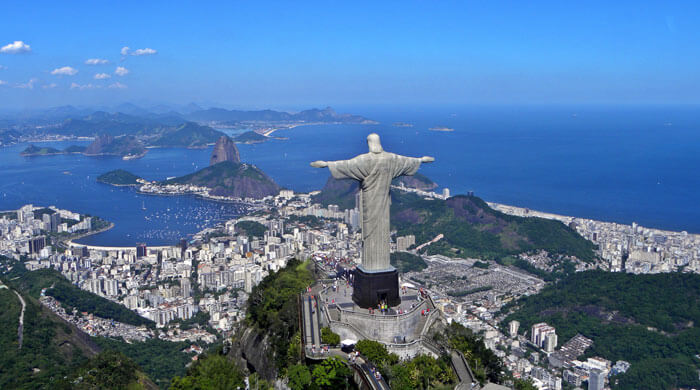 Самая-большая-статуя-Христа-в-мире-—-уже-не-в-Рио1 tiny