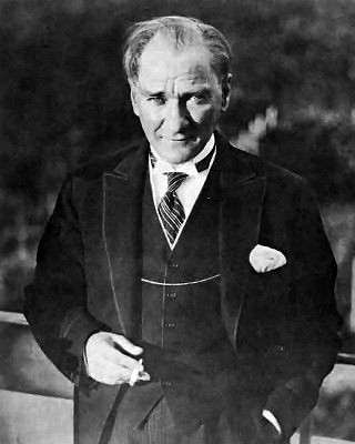 Первый президент Турции - Ататюрк