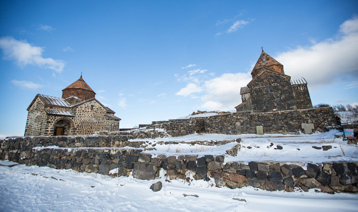 Монастырь Севанаванк зимой