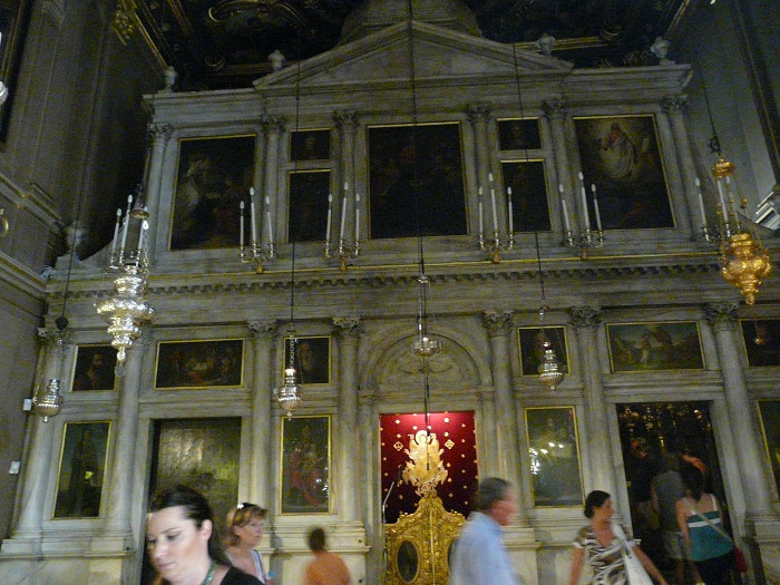 Собор Святого Спиридона, иконостас