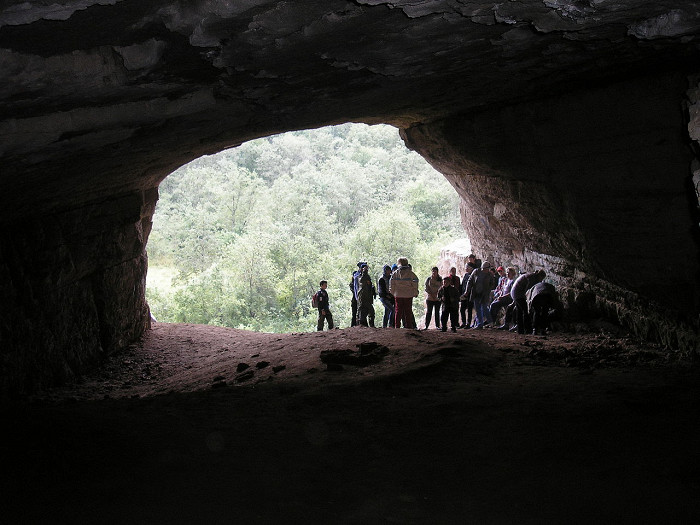 Игнатьевская пещера, у входа