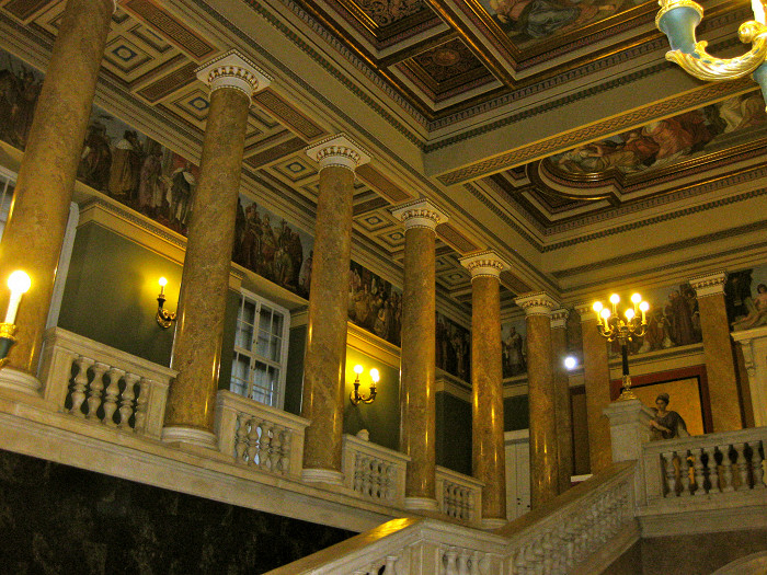 Венгерский национальный музей, холл
