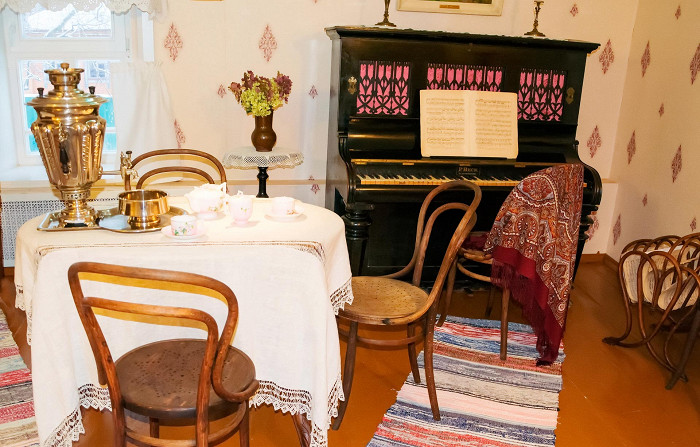Экспозиция дома-музея Левитана в Плёсе
