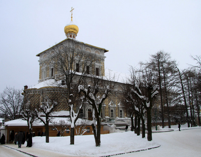 Духовская церковь троице сергиевой лавры фото