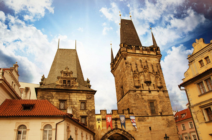 Малостранские мостовые башни Карлова моста, Прага