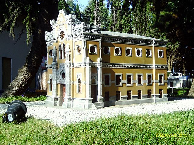 Копия кенассы в парке миниатюр в Алуште